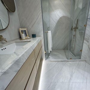 Bathroom in 3 BHK Apartment at Lodha The Park, Century Mills – for Sale