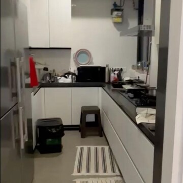 Kitchen in 3 BHK Apartment at Lodha The Park, Century Mills – for Sale