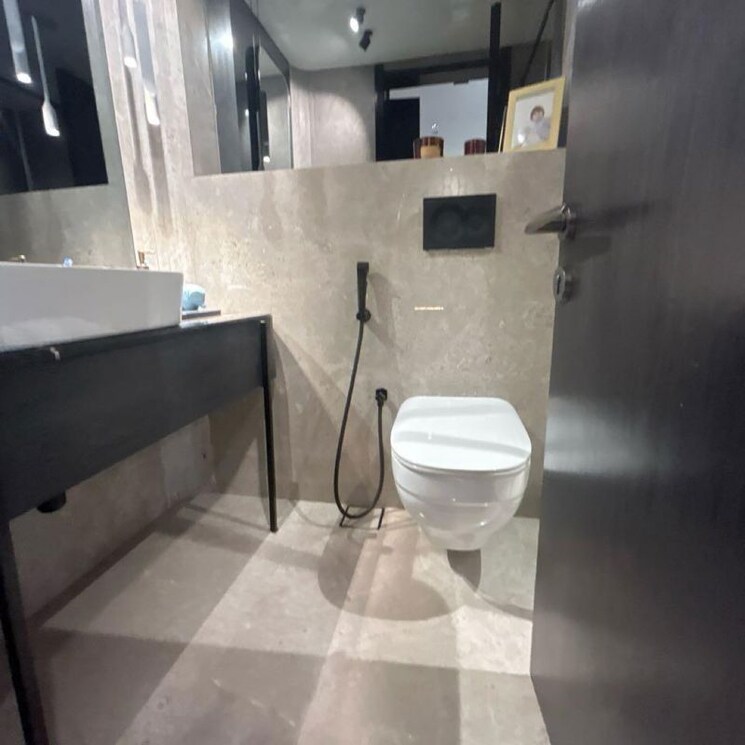 Bathroom, lodha-the-park 3 Bedroom 1520 Sq.Ft. Apartment In Century Mills Mumbai 9853275