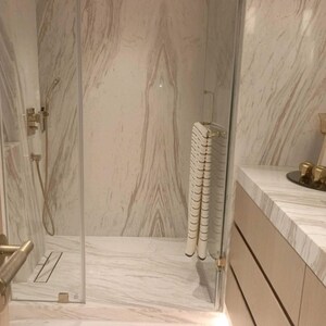 Bathroom in 4 BHK Apartment at Lodha The Park, Century Mills – for Sale