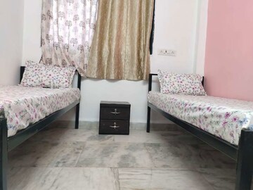  Pg For Rent in Ghatkopar East