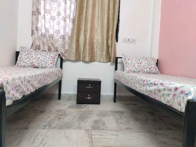 Pg For Rent in Ghatkopar East