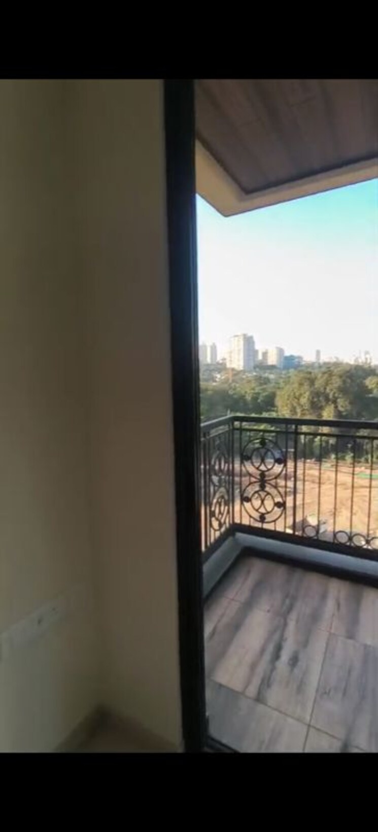 Balcony, lodha-sterling 3 Bedroom 1134 Sq.Ft. Apartment In Kolshet Road Thane 9853303