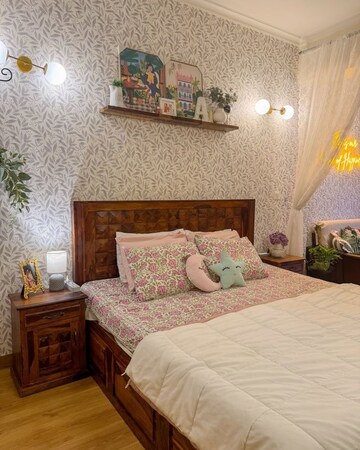 Bedroom in 3 BHK Apartment at Ekta Crest, Chembur – for Rent