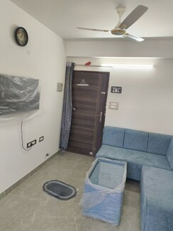 1 BHK + Extra Room Apartment For Rent in Vardhman Empire Estate