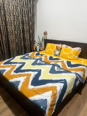 Bedroom in 2 BHK Apartment at Omkar Apartment Malad East, Malad East – for Rent