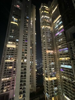 2 BHK + Extra Room Apartment For Rent in Omkar Apartment Malad East