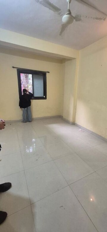 Room in 1 BHK Apartment at Amrapali Apartment, Aundh – for Rent