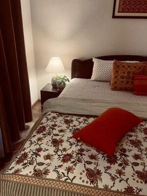 Bedroom in 2 BHK Apartment at Diamond Garden, Chembur – for Rent