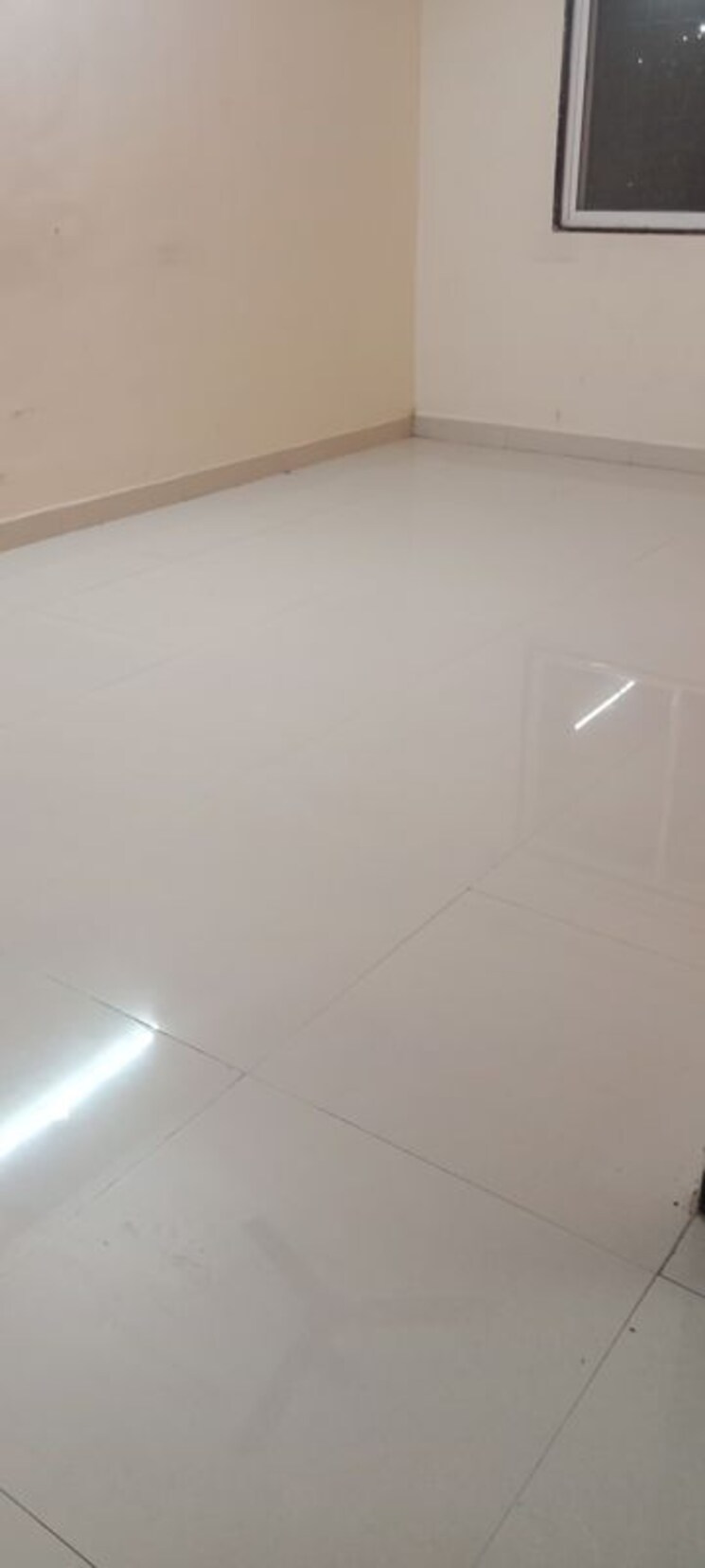 Room, mantri-kinara 1 Bedroom 585 Sq.Ft. Apartment In Bopodi Pune 9853343