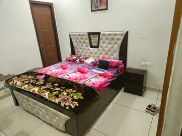 Bedroom in 3 BHK Builder Floor at Pir Machalla – for Rent