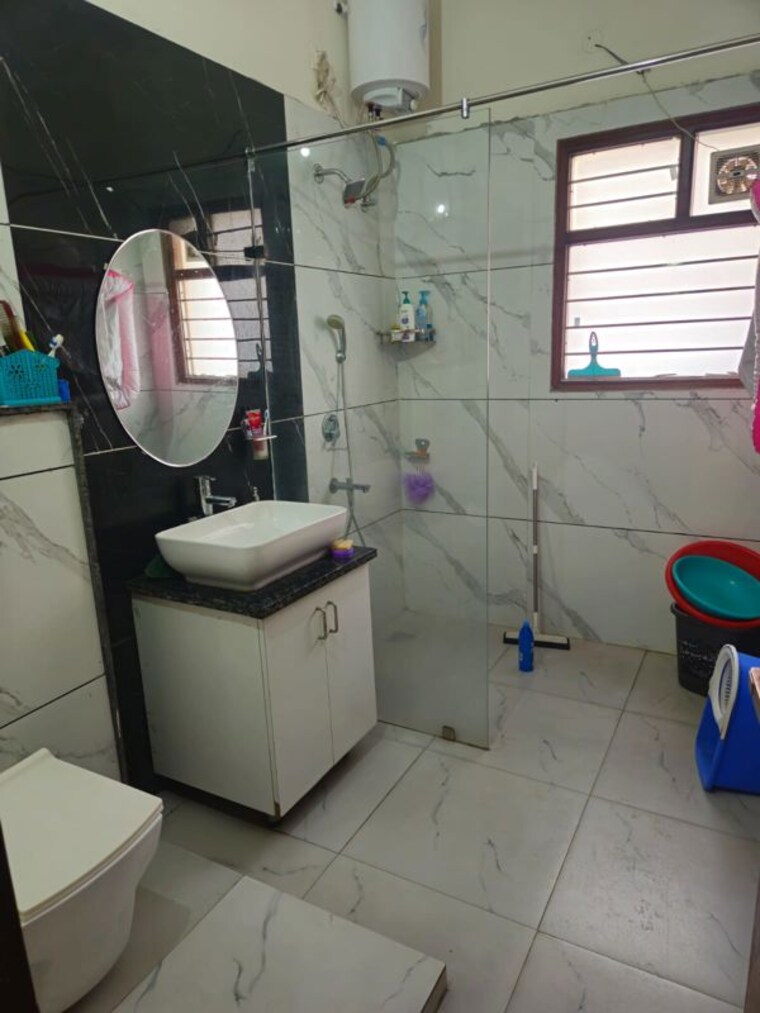 Bathroom, pir machalla 3 Bedroom 1500 Sq.Ft. Builder Floor In Pir Machalla Zirakpur 9853344