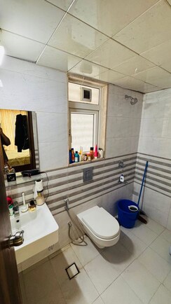 2 BHK Apartment For Rent in Pinnac Gangotri