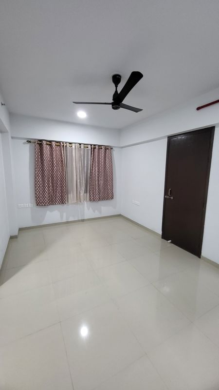 1 BHK + Extra Room 450 Sq.Ft. Apartment in Highland Pearl