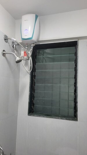 Bathroom in 1 BHK Apartment at Highland Pearl, Thane West – for Rent