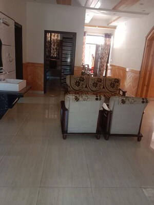 Living Room in 3 BHK Apartment at Pir Machalla – for Rent