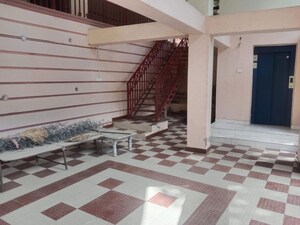 Staircase in 3 BHK Apartment at Pir Machalla – for Rent