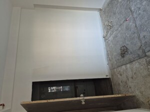 Furnished Amenities in 1 BHK Apartment at Sai Krupa Skylon Suburbia, Kandivali West – for Sale