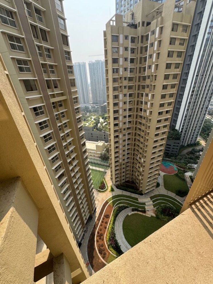 Balcony, runwal-sanctuary 2.5 Bedroom 835 Sq.Ft. Apartment In Mulund West Mumbai 9853354