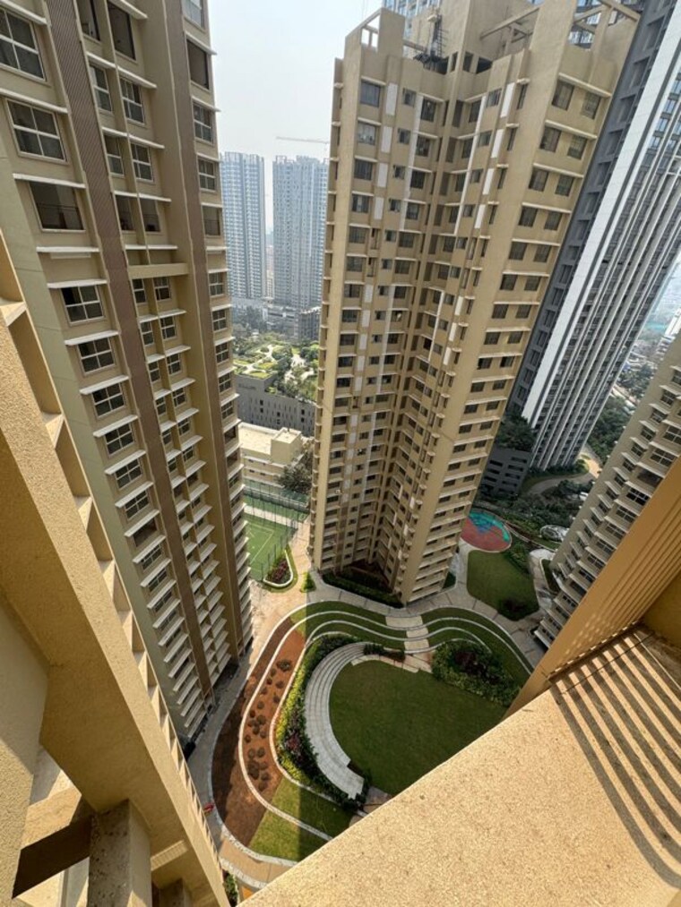 Exterior View, runwal-sanctuary 2.5 Bedroom 835 Sq.Ft. Apartment In Mulund West Mumbai 9853354