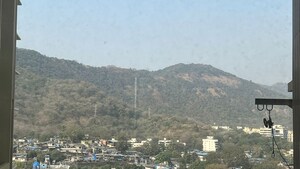 Plot Area in 2.5 BHK Apartment at Runwal Sanctuary, Mulund West – for Rent