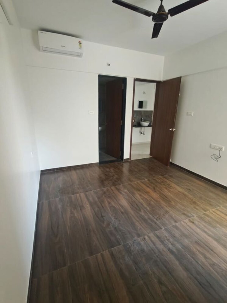 Room, gera-harmony 3 Bedroom 1800 Sq.Ft. Apartment In Kalyani Nagar Pune 9853359