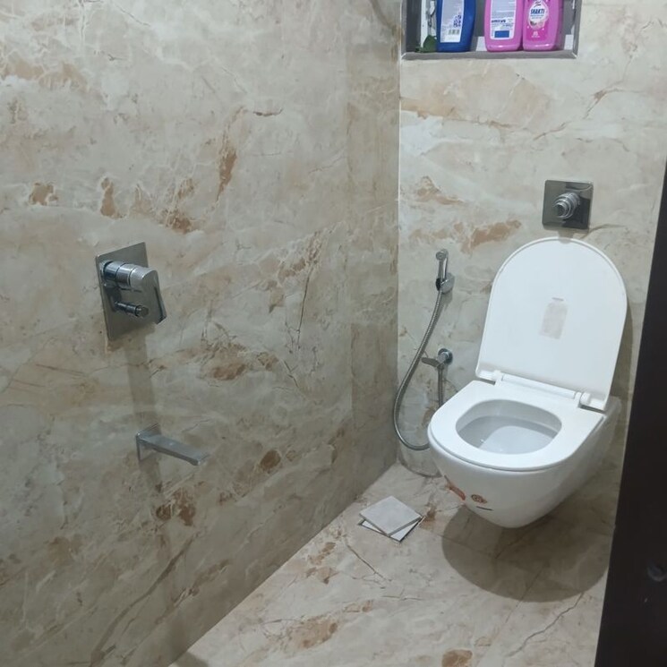 Bathroom, goregaon west 1 Bedroom 600 Sq.Ft. Apartment In Goregaon West Mumbai 9853364