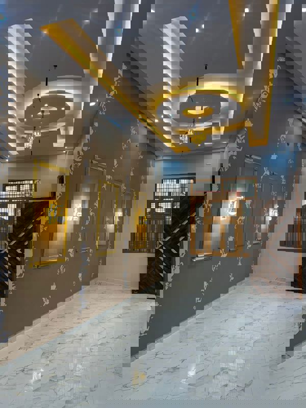 5 BHK + Extra Room Villa For Sale in Eldeco Twin Towers