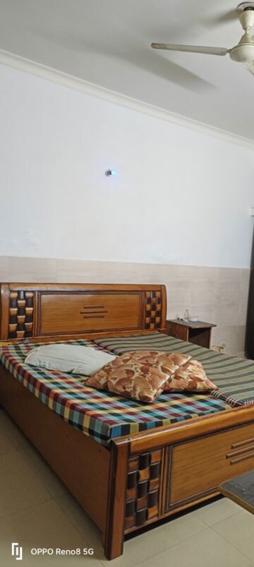 Bedroom in 3 BHK Independent House at Sector 72 – for Rent