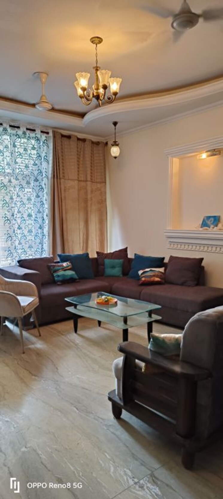 Living Room, sector 72 3 Bedroom 310 Sq.Mt. Independent House In Sector 72 Noida 9853372