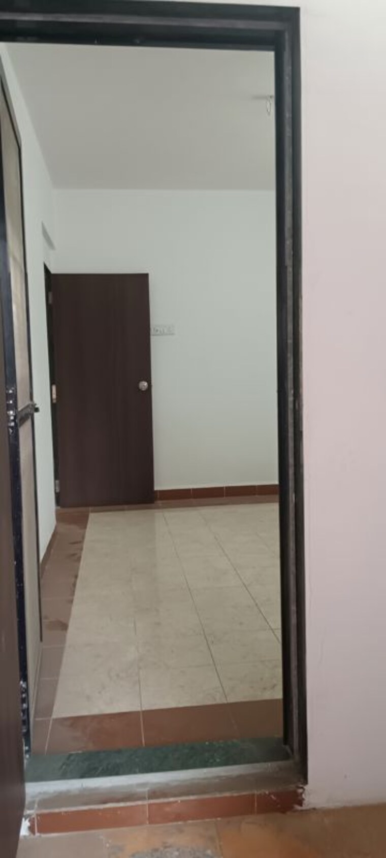 Room, rambaug 2 Bedroom 950 Sq.Ft. Apartment In Rambaug Thane 9853378