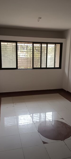Room in 2 BHK Apartment at Rambaug – for Sale