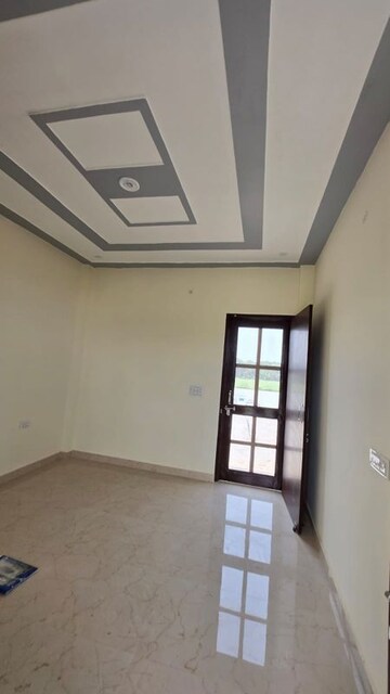 Room in 4 BHK Independent House at Modipuram – for Sale