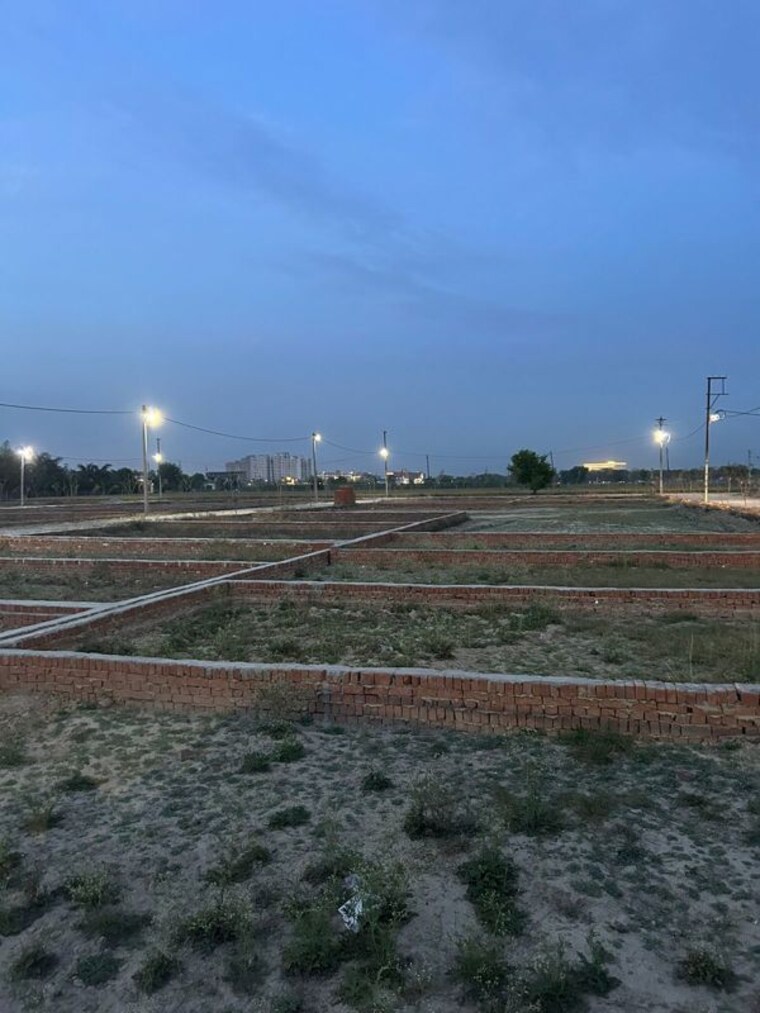 undefined, modipuram  120 Sq.Yd. Plot In Modipuram Meerut 9853380