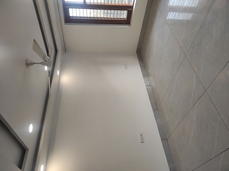 Balcony, sector 38 3 Bedroom 2000 Sq.Ft. Builder Floor In Sector 38 Gurgaon 9853387