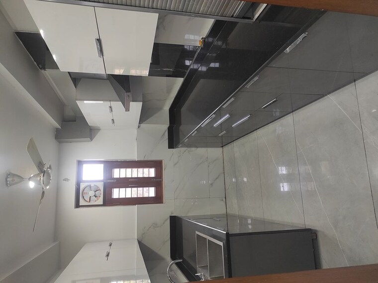 Kitchen, sector 38 3 Bedroom 2000 Sq.Ft. Builder Floor In Sector 38 Gurgaon 9853387