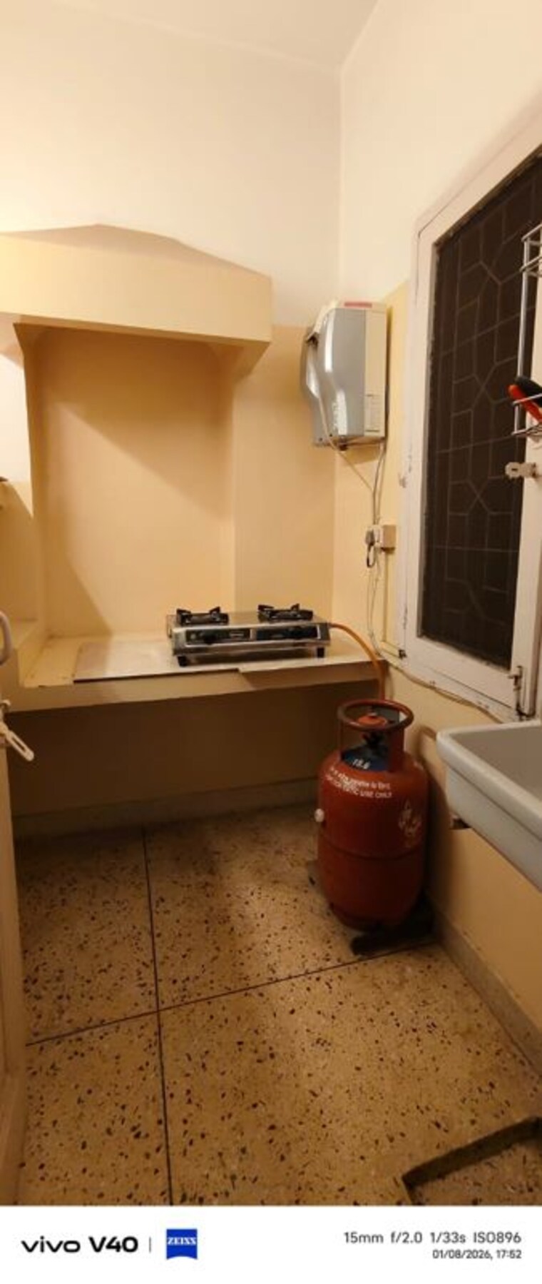 Kitchen, defence colony 1 RK 350 Sq.Ft. Apartment In Defence Colony Delhi 9853395