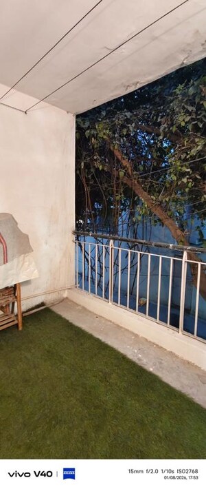 Balcony in 1 RK Apartment at Defence Colony – for Rent