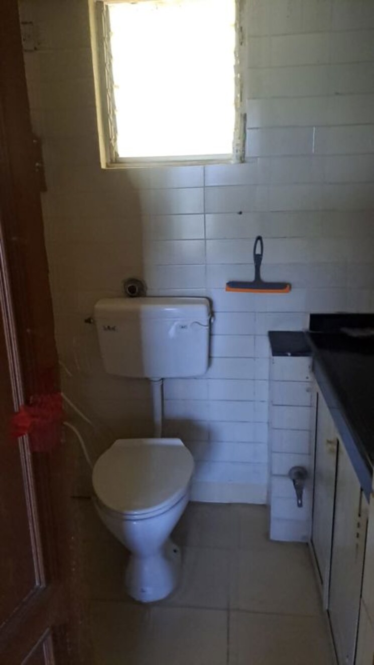 Attached Bathroom, shree-swami-krupa-dhokali 2.5 Bedroom 1000 Sq.Ft. Apartment In Dhokali Thane 9853404