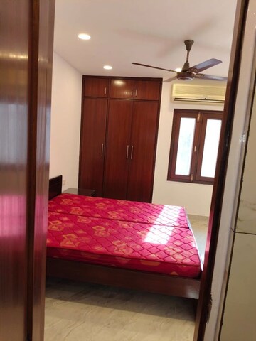 Bedroom in 1 BHK Apartment at Hauz Khas – for Rent