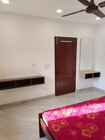 Bedroom in 1 BHK Apartment at Hauz Khas – for Rent