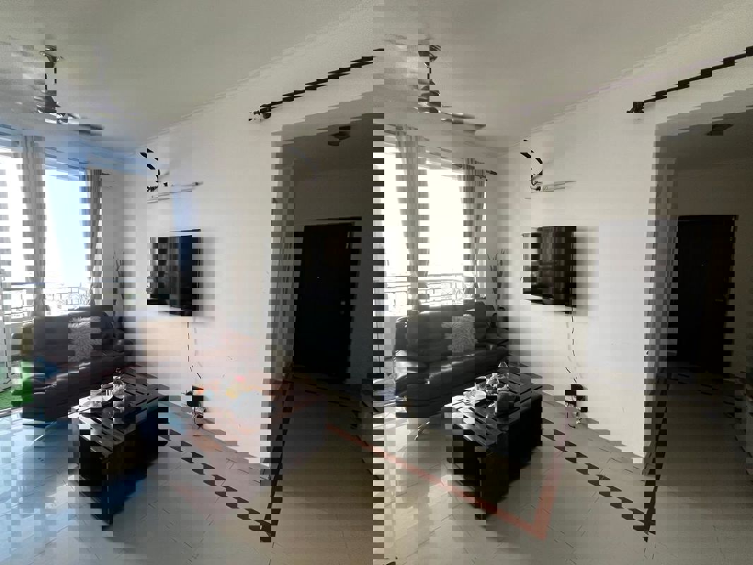 3 BHK + Pooja Room,Servant Room Apartment For Rent in Tulip Violet