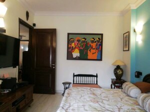 Bedroom in 3 BHK Apartment at Defence Colony – for Sale