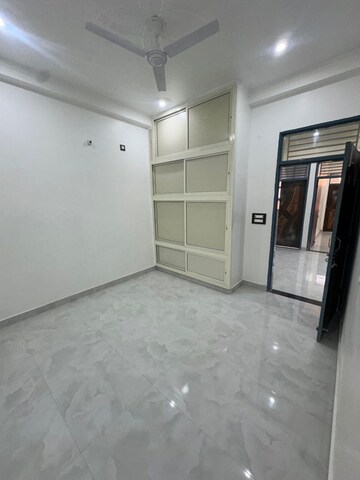 Master Bedroom in 2 BHK Builder Floor at Jai Vihar – for Rent