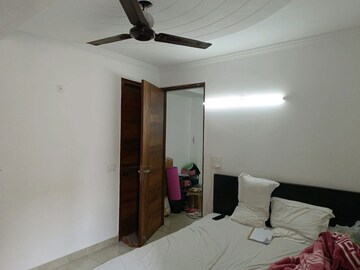 Bedroom in 2 BHK Apartment at Mehrauli – for Rent
