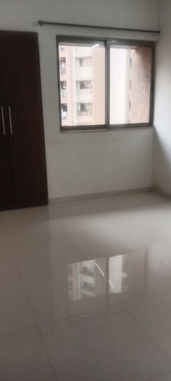 3 BHK + Pooja Room Apartment For Rent in Lodha Splendora