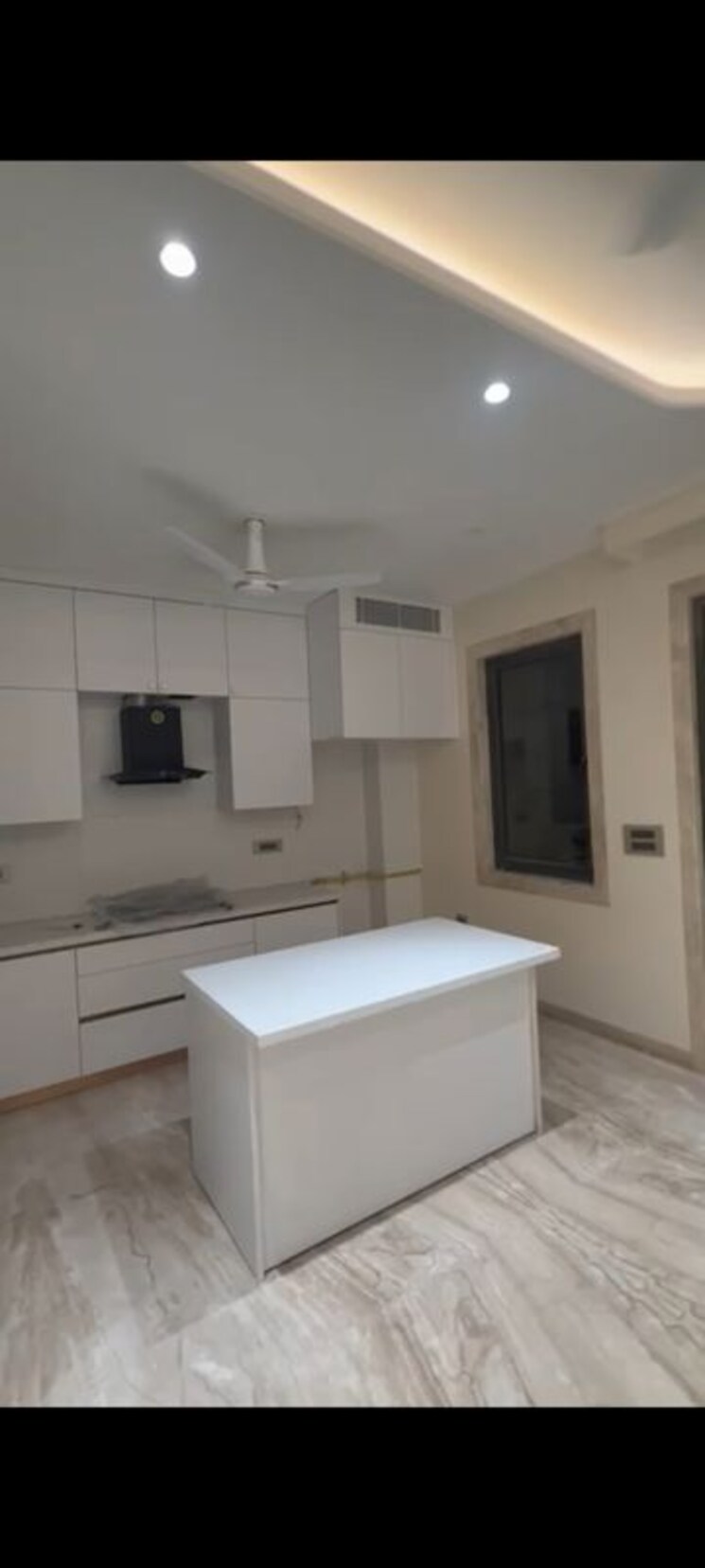 Kitchen, greater kailash ii 3 Bedroom 200 Sq.Yd. Builder Floor In Greater Kailash ii Delhi 9853448