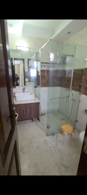 Master Bedroom in 4 BHK Builder Floor at Nehru Enclave – for Rent