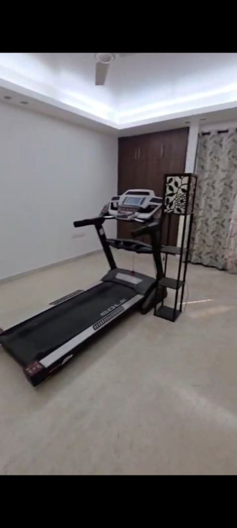 Gym, nehru enclave 4 Bedroom 430 Sq.Yd. Builder Floor In Nehru Enclave Delhi 9853457