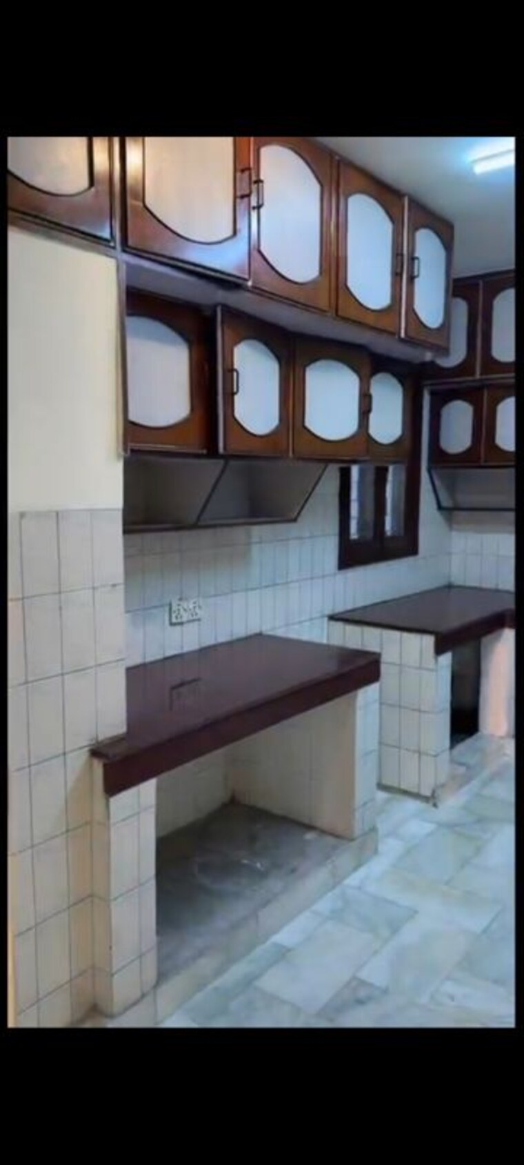 Kitchen, east of kailash 3 Bedroom 1500 Sq.Ft. Builder Floor In East Of Kailash Delhi 9853466